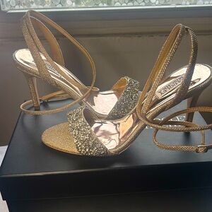 BADGLEY MISCHKA CHAMPAGNE